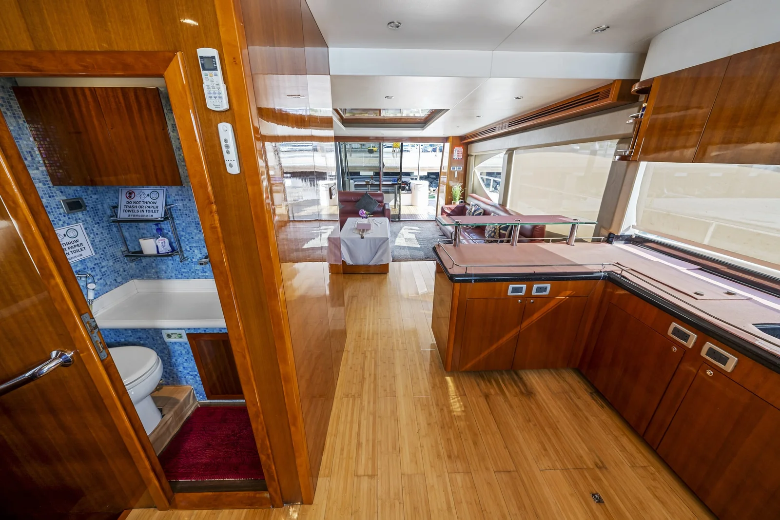 90ft Luxury Yacht View